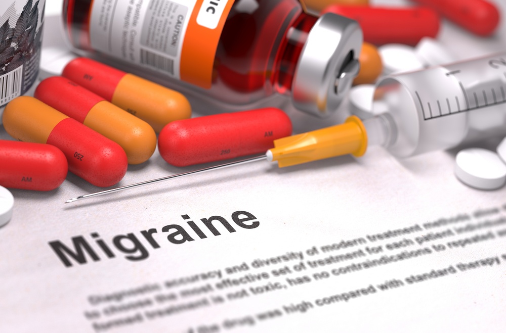 Diagnosis - Migraine. Medical Concept with Red Pills, Injections and Syringe. Selective Focus. 3D Render..jpeg